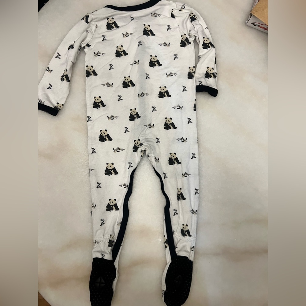 Kyte baby panda button up footie 6-12 months